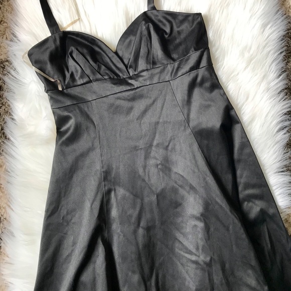 Black forever 21 halter top dress - Picture 5 of 5
